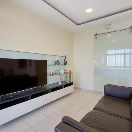 Seafront Sliema Apartment With Balcony & Sea Views By Jl Exterior photo