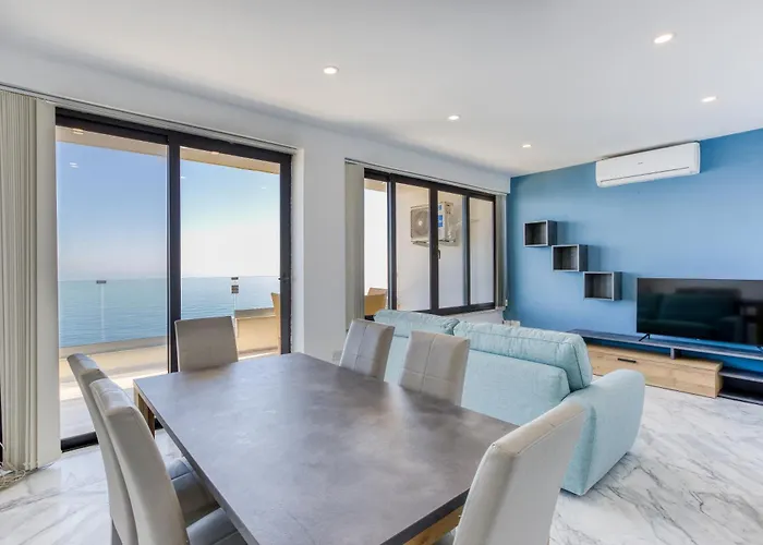 Seafront Sliema Apartment With Balcony & Sea Views By Jl