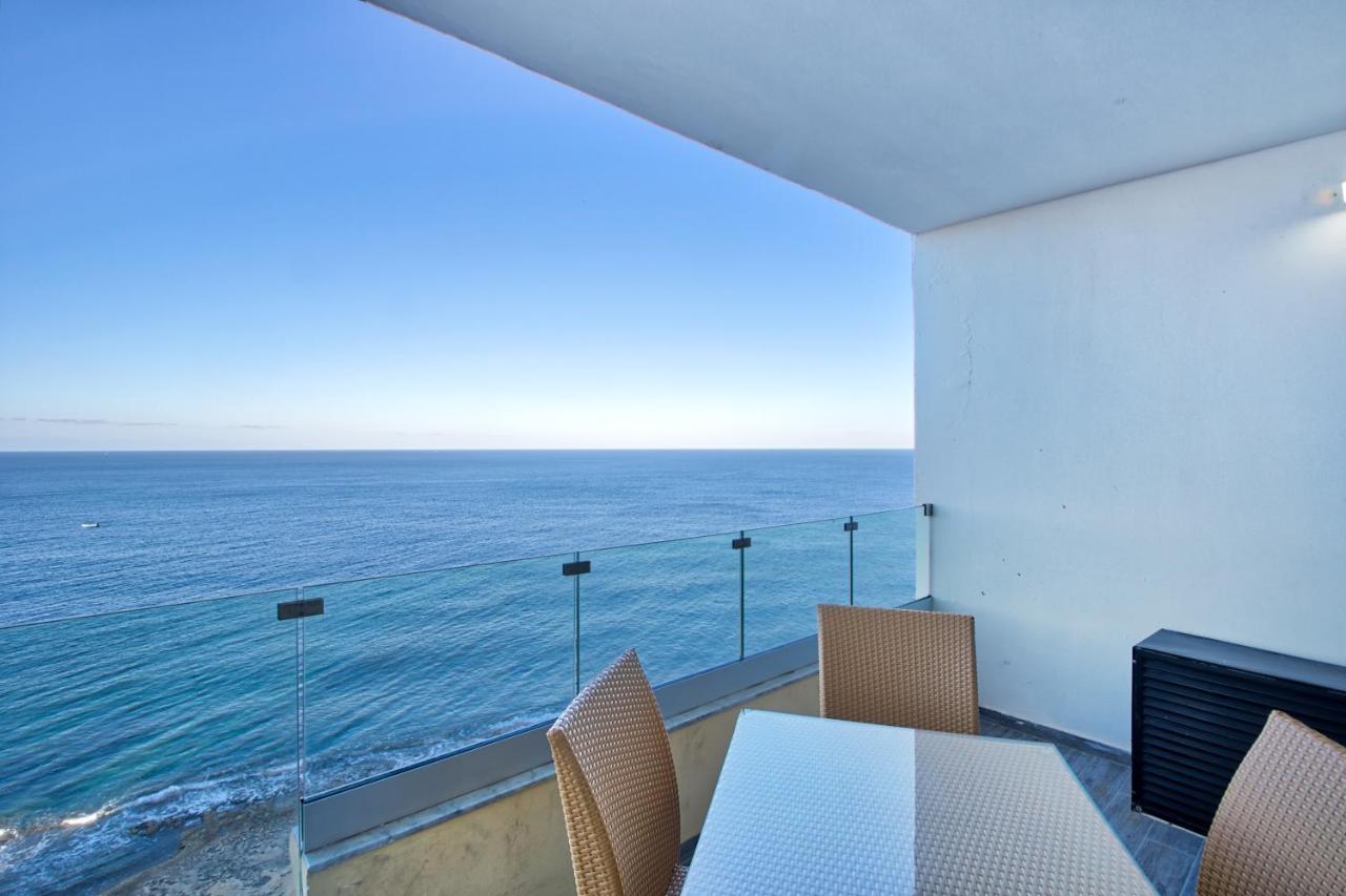 Seafront With Balcony & Sea Views By Jl *