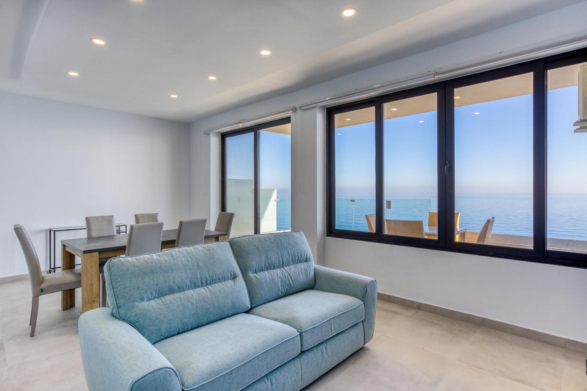 شقة Seafront With Balcony & Sea Views By Jl